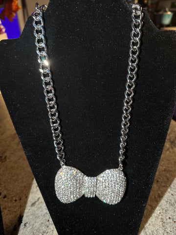 Bow tie Necklace